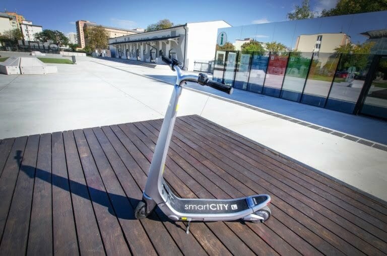 Antik SmartCity E-kolobežka